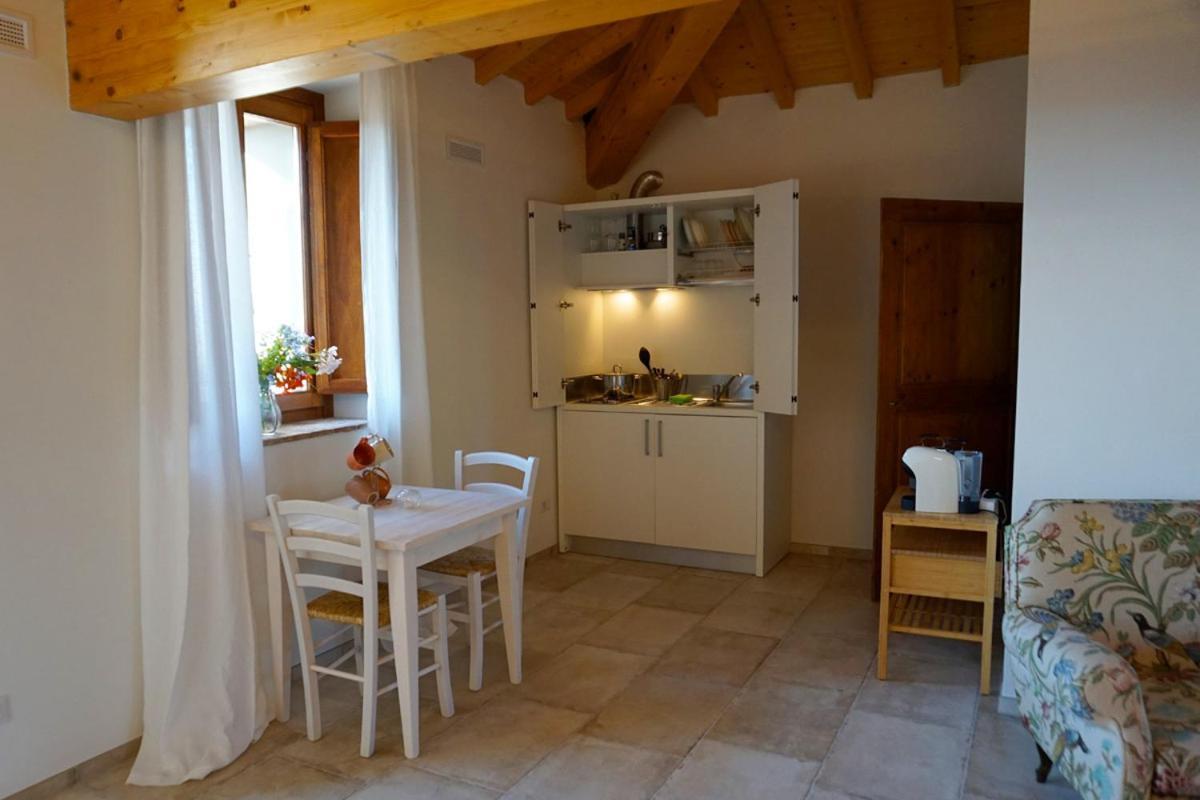 Agriturismo Cheloni Guasticce Екстер'єр фото