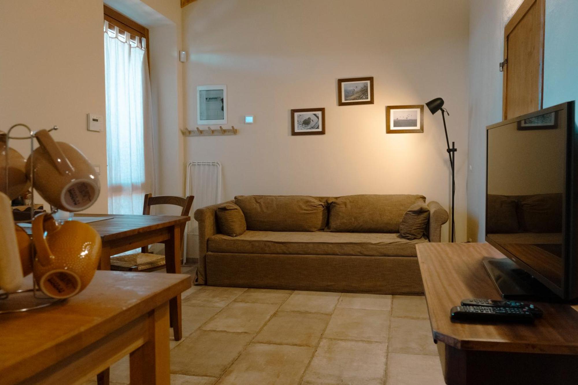 Agriturismo Cheloni Guasticce Екстер'єр фото